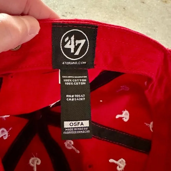 ‘47 Phillies Hat with the Phils logo all over - Picture 6 of 6